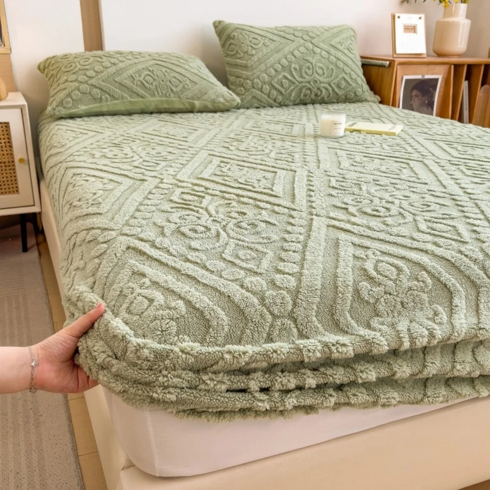 King Size Solid Embossed Bed Cover   Ultra Soft Milk Velvet Fitted Sheet  Durable Textured Standard Size