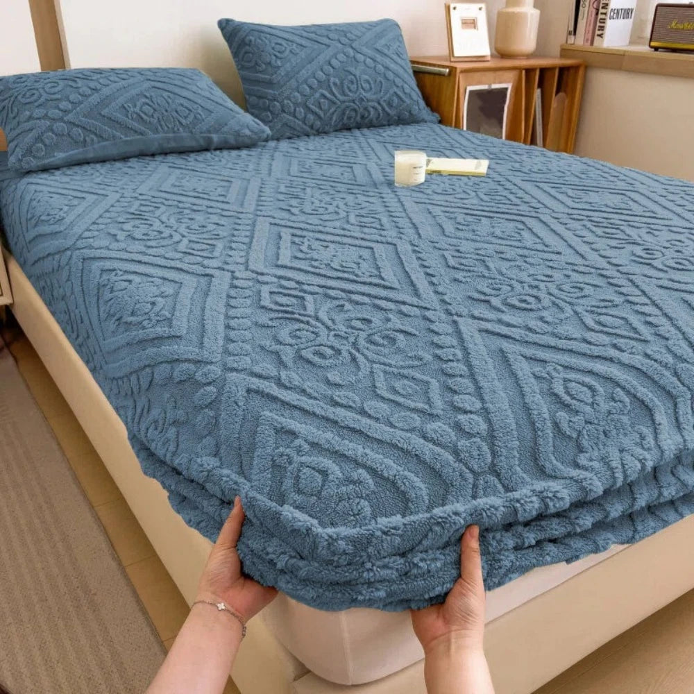 King Size Solid Embossed Bed Cover   Ultra Soft Milk Velvet Fitted Sheet  Durable Textured Standard Size