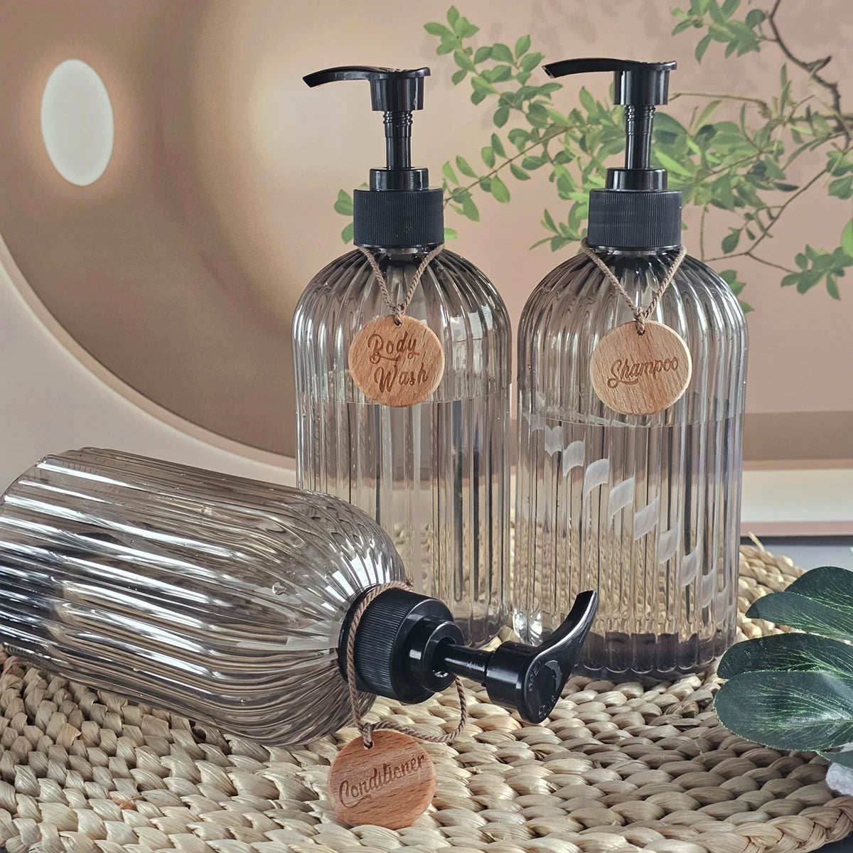 3PCS Soap Pump Bottles 16.9oz Refillable Shampoo and Conditioner Body Wash Dispenser Elegant Home Decoration, Ideal for Bathroom