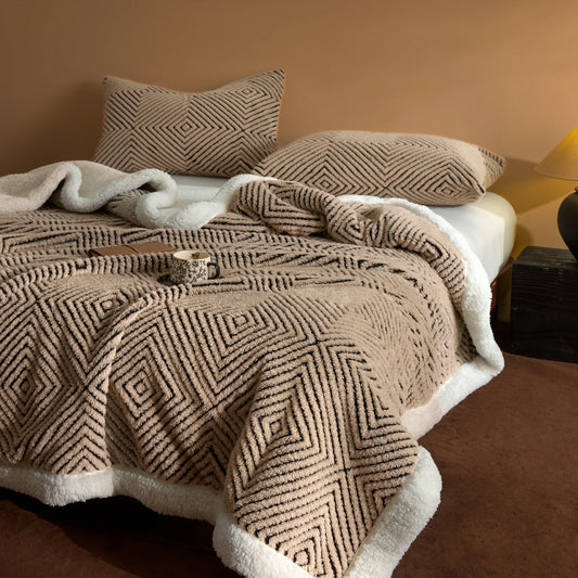 Solid Color Flannel Throw Blanket, Multi-Purpose Soft Skin-Friendly Warm Cozy Blanket for Bedroom Living Room Office Couch Sofa Bed Decor