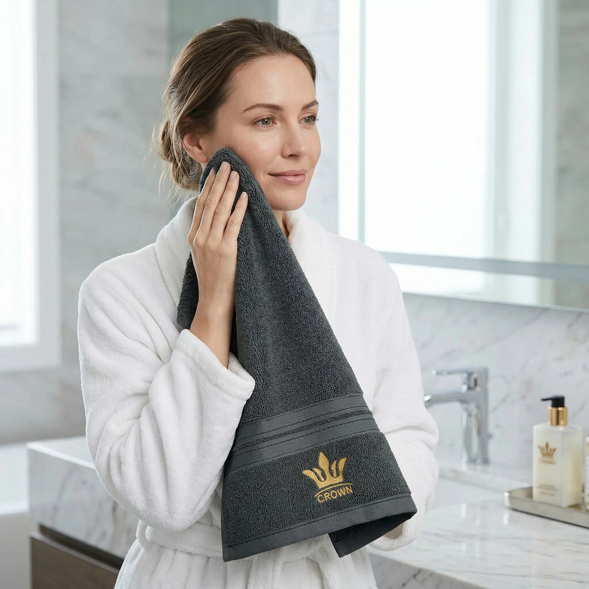 3‑Piece 100% Cotton Towel Set, 1 Bath Towel + 1 Hand Towel + 1 Face Towel, Crown Pattern, High Water Absorbency & Quick‑Drying Towels