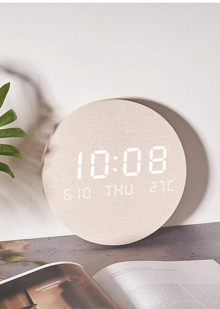 LED creative clock living room home bedroom silent clock Nordic style fashion wall clock