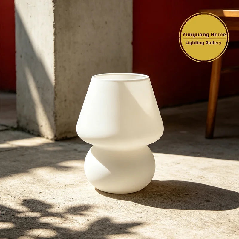 Murano Glass Table Lamp Modern Simple Textured Mushroom Bedside Lamp 3-Color Temperature Bedroom Living Room Decor Light