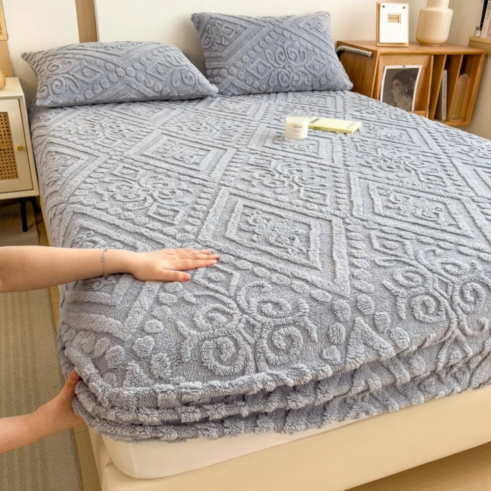 King Size Solid Embossed Bed Cover   Ultra Soft Milk Velvet Fitted Sheet  Durable Textured Standard Size